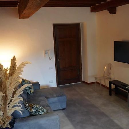 Loft Moderno Ubicato Nel Centro Storico Di Lucca Apartment Ngoại thất bức ảnh