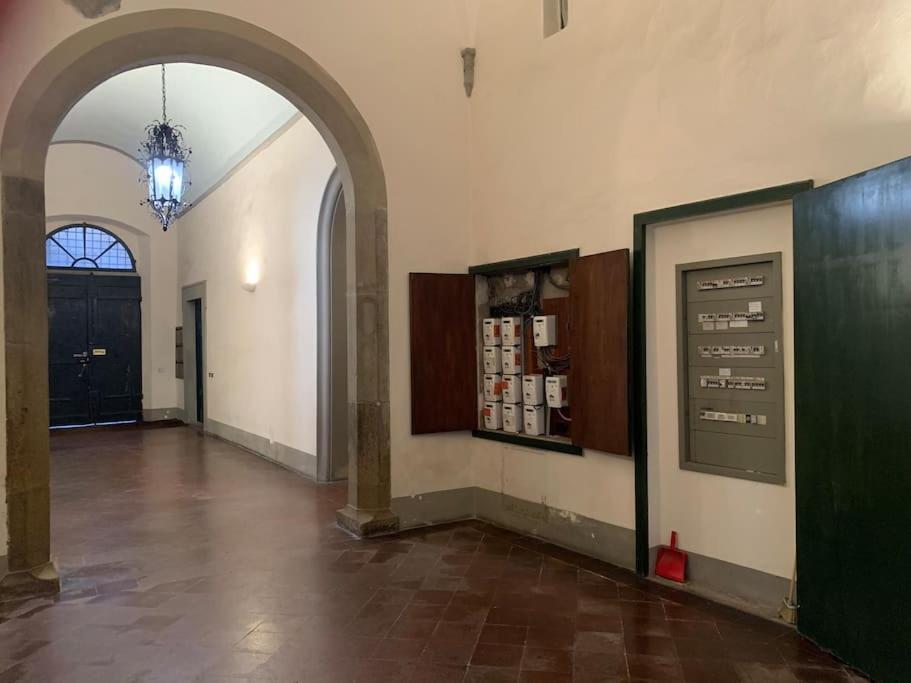 Loft Moderno Ubicato Nel Centro Storico Di Lucca Apartment Ngoại thất bức ảnh